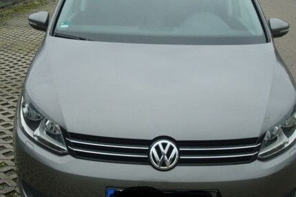 VW Touran 71.000 km 16.800 € Sulzbach/Murr 71560