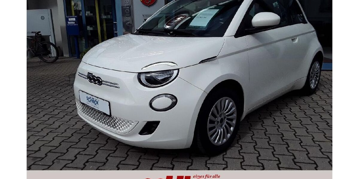 Fiat 500e 13.761 km 17.890 &euro; Weinsberg 74189