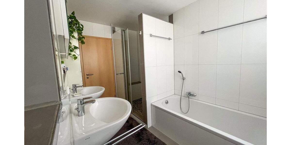 Reihenendhaus Freiberg am Neckar Beihingen - 5 Zimmer, 149 m&sup2;, 695.000&euro; | Angebot:25043212