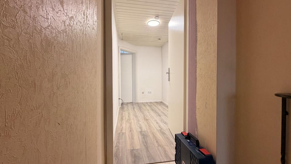 Dachgeschoßwohnung Billigheim - 4 Zimmer, 78 m&sup2;, 850&euro; | Angebot:25160996