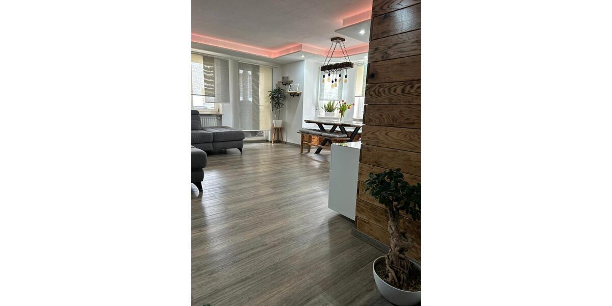 Etagenwohnung Bretzfeld - 3.5 Zimmer, 77 m&sup2;, 285.000&euro; | Angebot:27085523