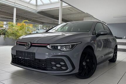 VW Golf 220.000 km 21.390 € Öhringen 74613