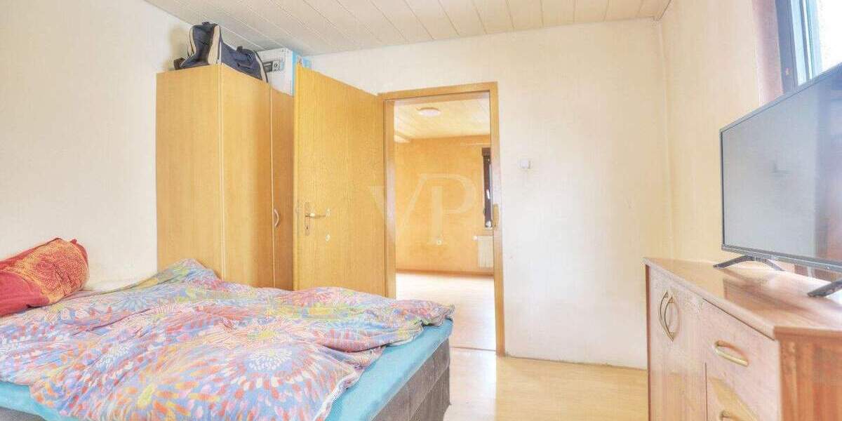 Mehrfamilienhaus, Wohnhaus Heilbronn / Böckingen Böckingen - 9 Zimmer, 160 m&sup2;, 385.000&euro; | Angebot:25775712