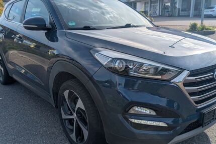 Hyundai TUCSON 105.000 km 13.400 € Sulzbach an der Murr 71560