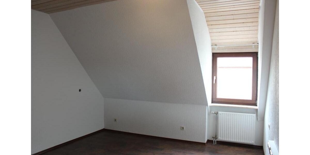 Dachgeschoßwohnung Bad Friedrichshall - 3.5 Zimmer, 107 m&sup2;, 355.000&euro; | Angebot:25126749