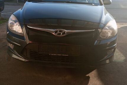 Hyundai i30 254.586 km 2.400 &euro; Heilbronn 74074