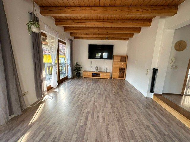 Einfamilienhaus Sulzbach an der Murr - 7 Zimmer, 160 m&sup2;, 1.350&euro; | Angebot:27643051
