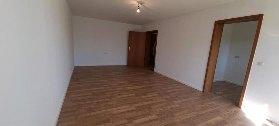 Hochparterre Bretzfeld - 2 Zimmer, 59 m&sup2;, 640&euro; | Angebot:26316457