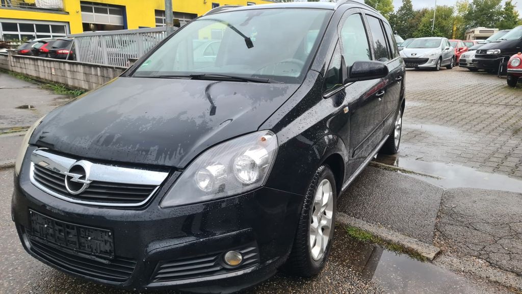 Opel Zafira 242.000 km 2.250 € Ludwigsburg 71642