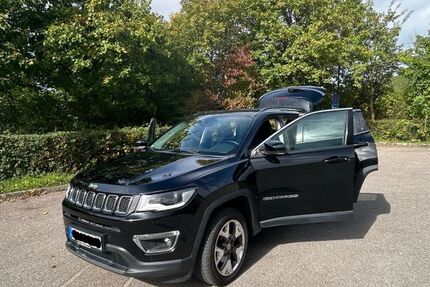 Jeep Compass 82.500 km 18.200 € Beilstein 71717