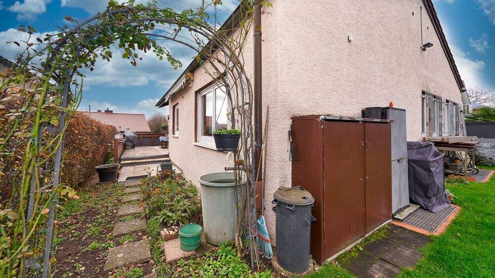 Einfamilienhaus Ludwigsburg / Neckarweihingen Neckarweihingen - 5 Zimmer, 120 m&sup2;, 595.000&euro; | Angebot:24157650