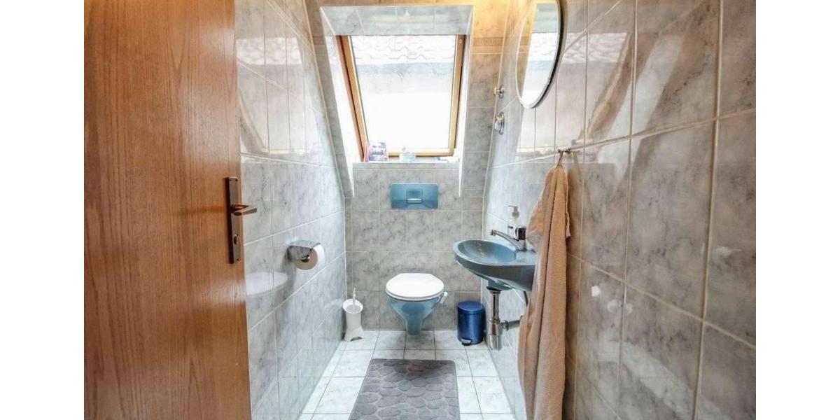 Dachgeschoßwohnung Markgröningen - 4.5 Zimmer, 92 m&sup2;, 369.000&euro; | Angebot:26704117