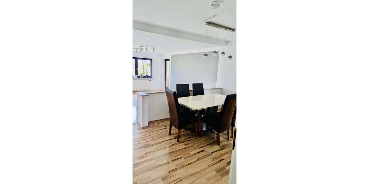 Etagenwohnung Heilbronn Frankenbach - 3.5 Zimmer, 81 m&sup2;, 1.000&euro; | Angebot:26092903