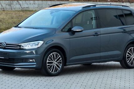 VW Touran 49.200 km 29.890 &euro; Kürnbach 75057