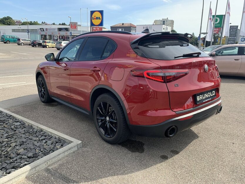 Alfa Romeo Stelvio 2.2 B-Tech Q4 Automatik Leder NAVI 89.984 km 29.900 € Backnang, 71522
