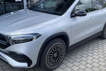 Mercedes EQA