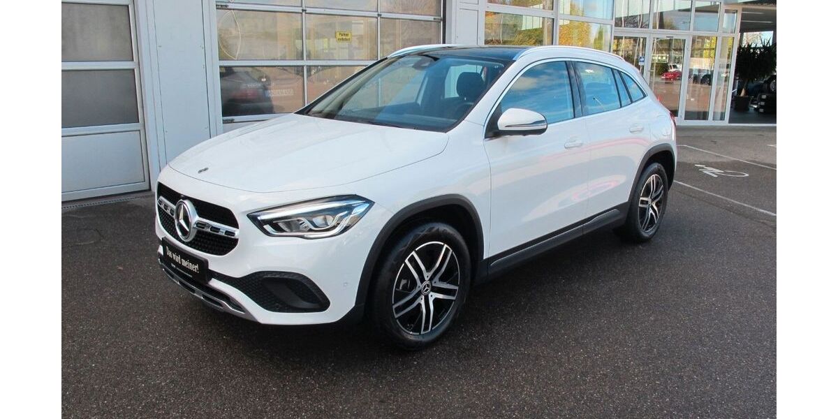 Mercedes-Benz GLA 250 34.000 km 32.600 &euro; Bönnigheim 74357