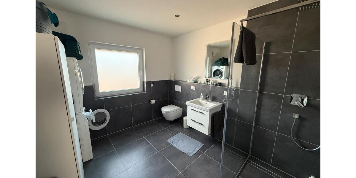 Dachgeschoßwohnung Sinsheim - 3 Zimmer, 87 m&sup2;, 419.000&euro; | Angebot:25122371