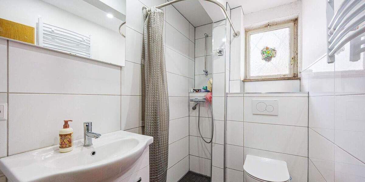 Etagenwohnung Besigheim - 2 Zimmer, 60 m&sup2;, 189.000&euro; | Angebot:25535976