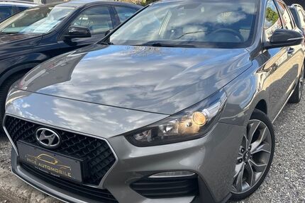 Hyundai i30 90.212 km 15.999 € Waiblingen 71334