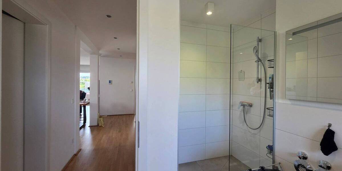 Etagenwohnung Sinsheim - 4 Zimmer, 124 m&sup2;, 1.370&euro; | Angebot:26751007