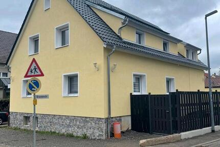 Wohnung Sachsenheim - 3.5 Zimmer, 93 m&sup2;, 1.300&euro; | Angebot:26475903