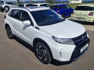 Suzuki Vitara Vollhybrid 1.5 Dualjet Allgrip AGS Comfort+ 2.500 km 29.990 € Obrigheim-Asbach 74847