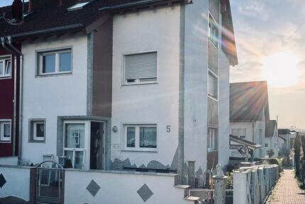 Haus Gemmrigheim - 5 Zimmer, 215 m&sup2;, 639.000&euro; | Angebot:26825975