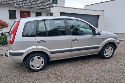 Ford Fusion 119.000 km 3.000 € Leingarten 74211