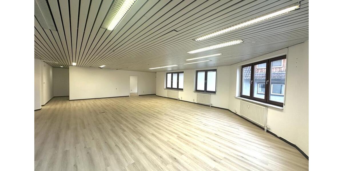 Gewerbeobjekt Backnang - 1.300&euro; | Angebot:25510355