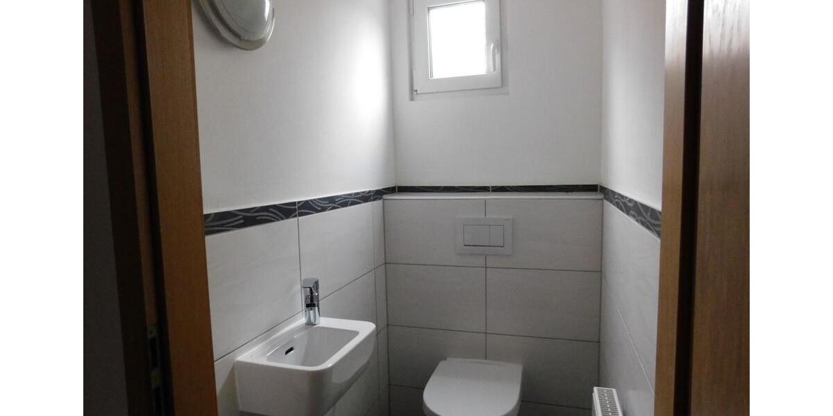 Dachgeschoßwohnung Pfedelbach - 3 Zimmer, 80 m&sup2;, 245.000&euro; | Angebot:26413205