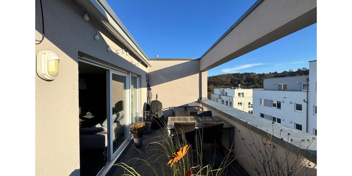 Exklusives Penthouse mit 3,5 Zimmer und Dachterasse in Besigheim 3.5 zimmer