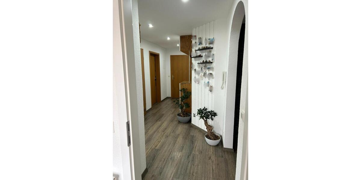 Etagenwohnung Bretzfeld - 3.5 Zimmer, 77 m&sup2;, 285.000&euro; | Angebot:27085523