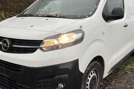 Opel Vivaro 108.000 km 11.990 &euro; Neckarsulm 74172