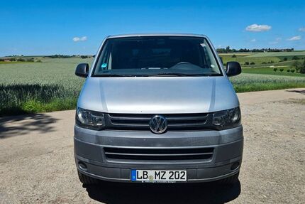 VW T5 Transporter 296.000 km 9.990 &euro; Affalterbach 71563