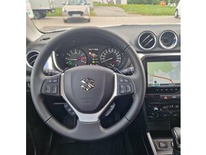 Suzuki Vitara Vollhybrid 1.5 Dualjet Allgrip AGS Comfort+ 3.500 km 29.990 € Obrigheim-Asbach 74847