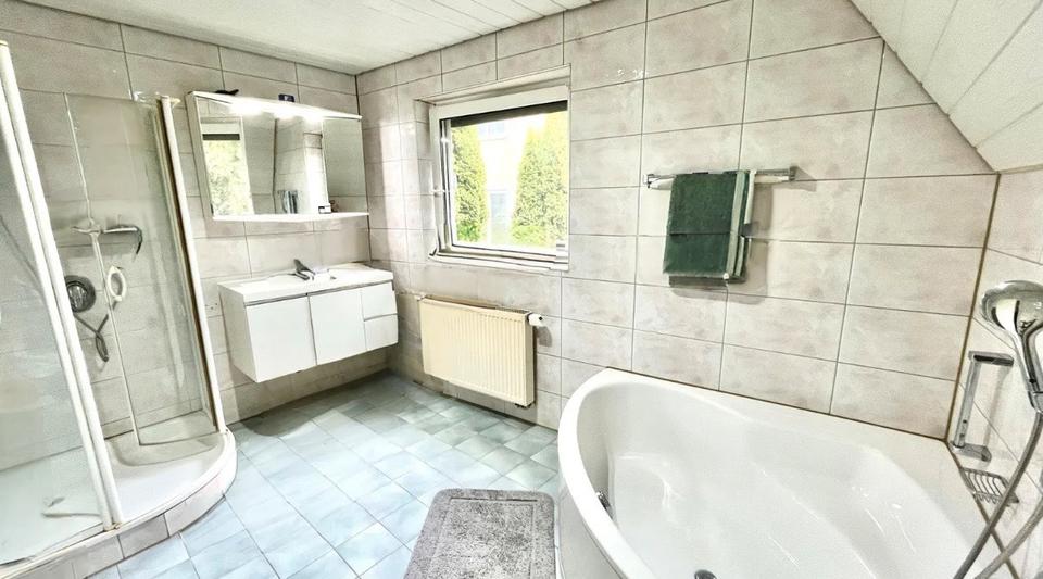 Doppelhaushälfte Heilbronn Frankenbach - 4.5 Zimmer, 127 m&sup2;, 390.000&euro; | Angebot:26375740