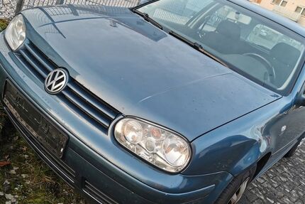 VW Golf 243.773 km 1.900 &euro; Kirchardt 74912