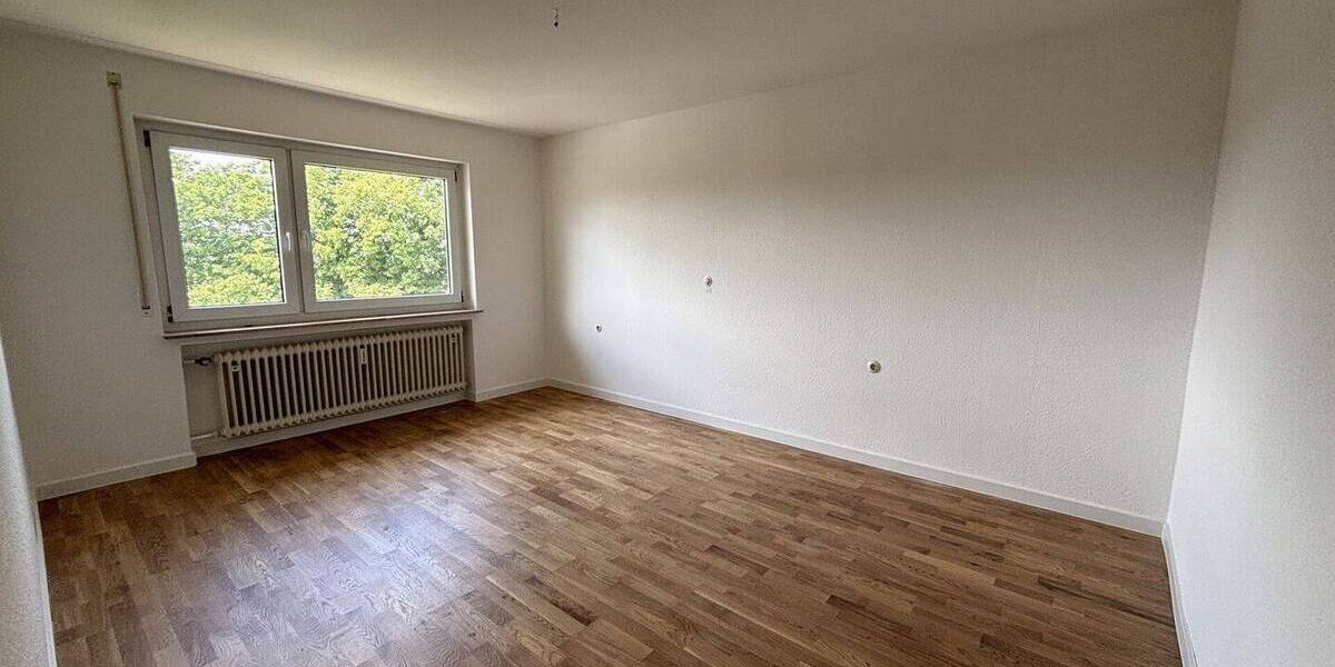 Etagenwohnung Ludwigsburg Neckarweihingen - 4 Zimmer, 135 m&sup2;, 1.850&euro; | Angebot:26917534