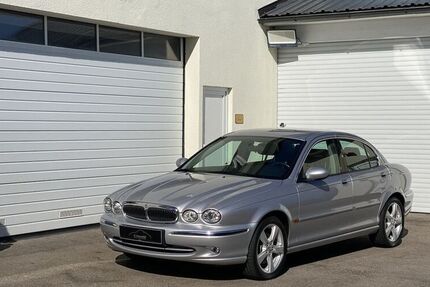 Jaguar X-Type