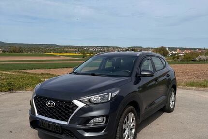 Hyundai TUCSON 55.000 km 21.990 &euro; Sachsenheim 74343
