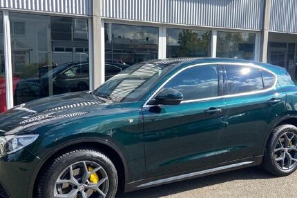 Alfa Romeo Stelvio 77.500 km 30.950 € Asperg 71679