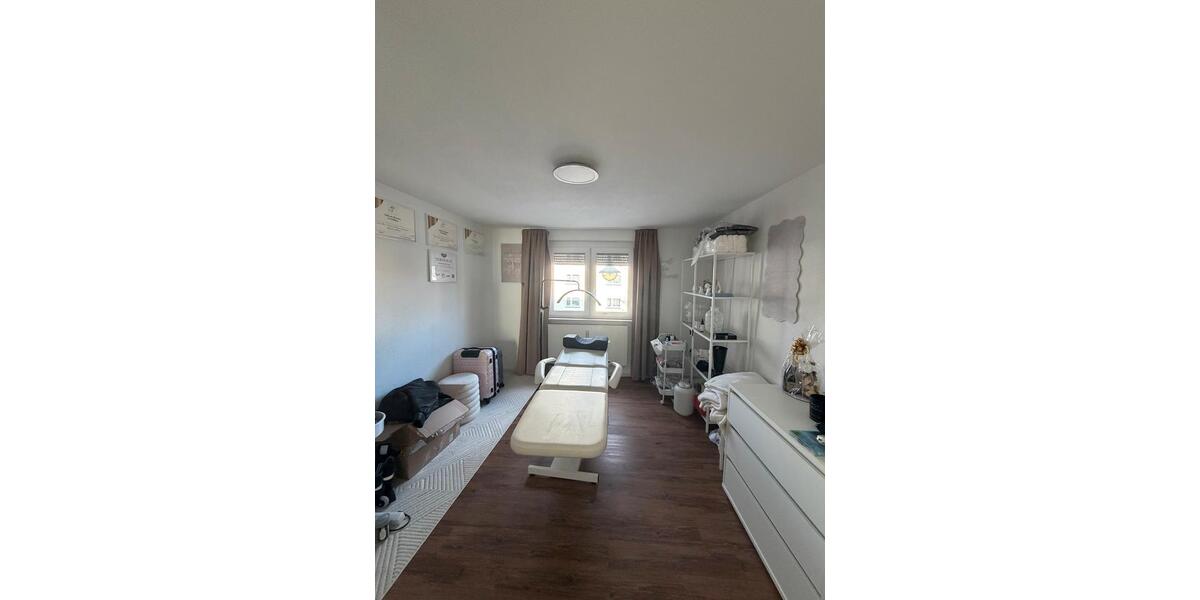 Etagenwohnung Bad Friedrichshall - 4 Zimmer, 95 m&sup2;, 295.000&euro; | Angebot:25944457