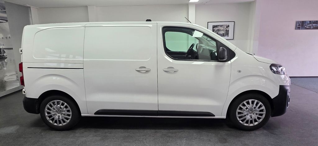 Opel Vivaro 144.000 km 12.490 € Asperg/Ludwigsburg bei Stuttgart 71679