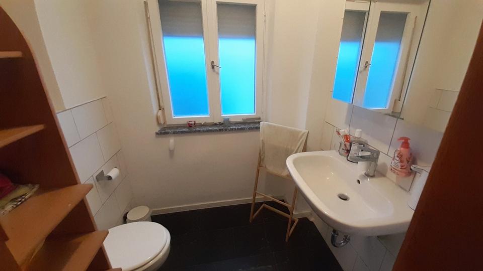 Einfamilienhaus mit 5Zi+Garten befristet 2Jahre 5 zimmer