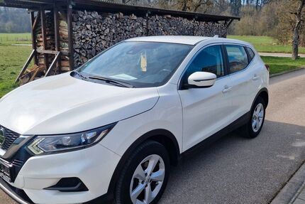 Nissan Qashqai 112.000 km 15.000 &euro; Langenbrettach 74243