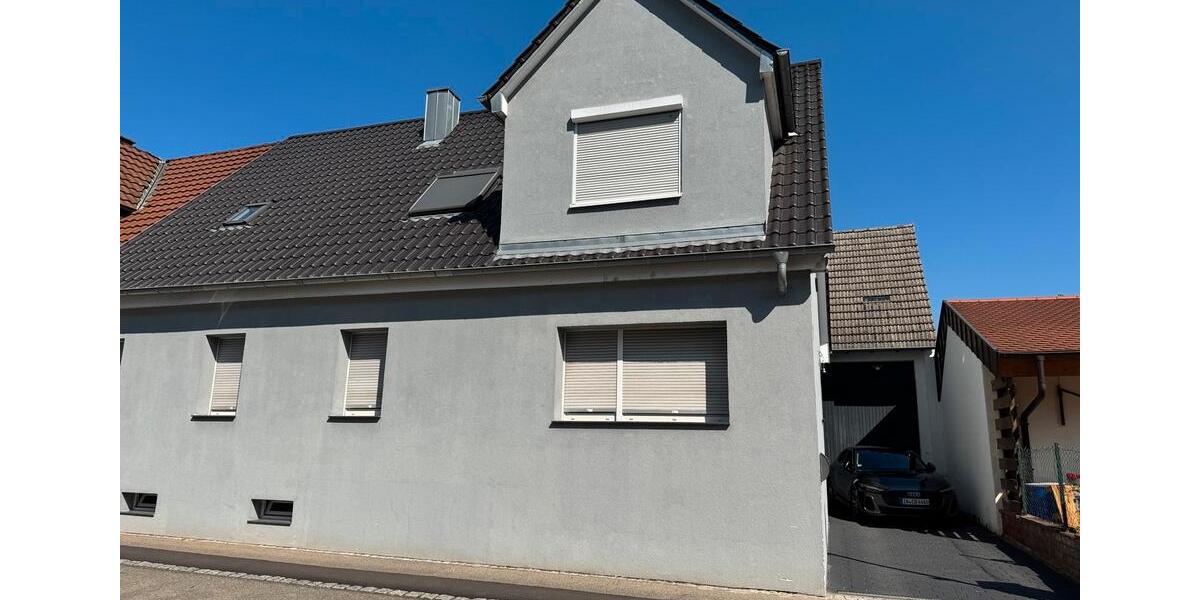 Doppelhaushälfte Bad Friedrichshall - 9 Zimmer, 153 m&sup2;, 590.000&euro; | Angebot:27189873