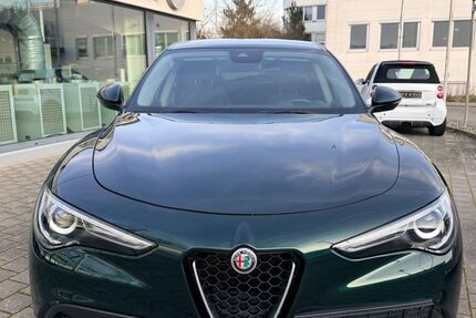Alfa Romeo Stelvio 123.500 km 15.980 &euro; Pleidelsheim 74385