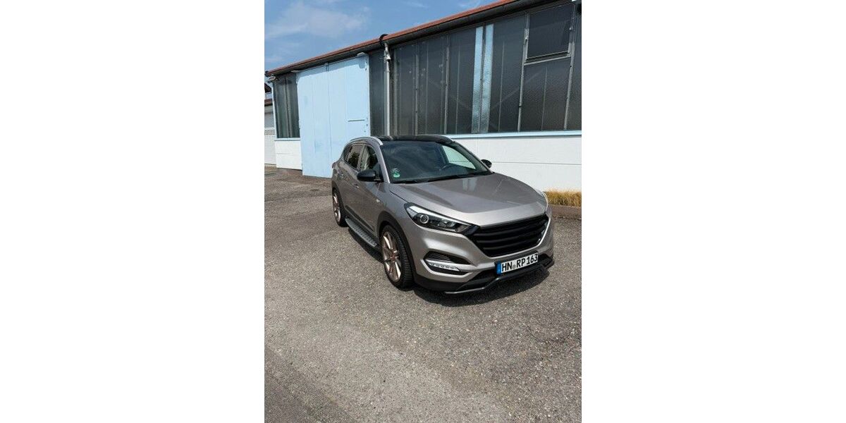 Hyundai TUCSON 126.000 km 11.999 &euro; Ilsfeld 74360