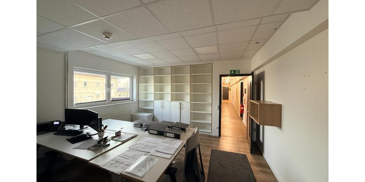 100qm Bürofläche in Massenbachhausen - 1.OG - Gebäude aus 2020 zimmer